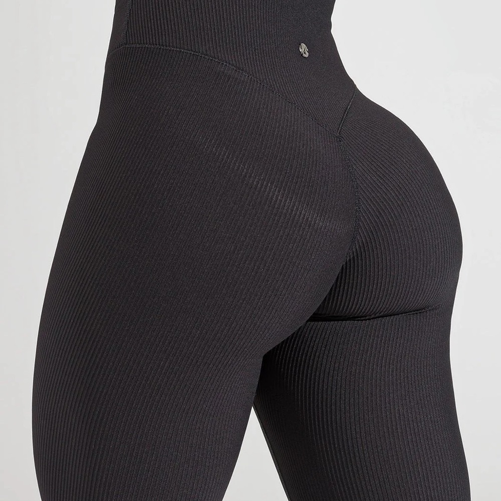 BuffBunny Material Girl Ribbed Leggings